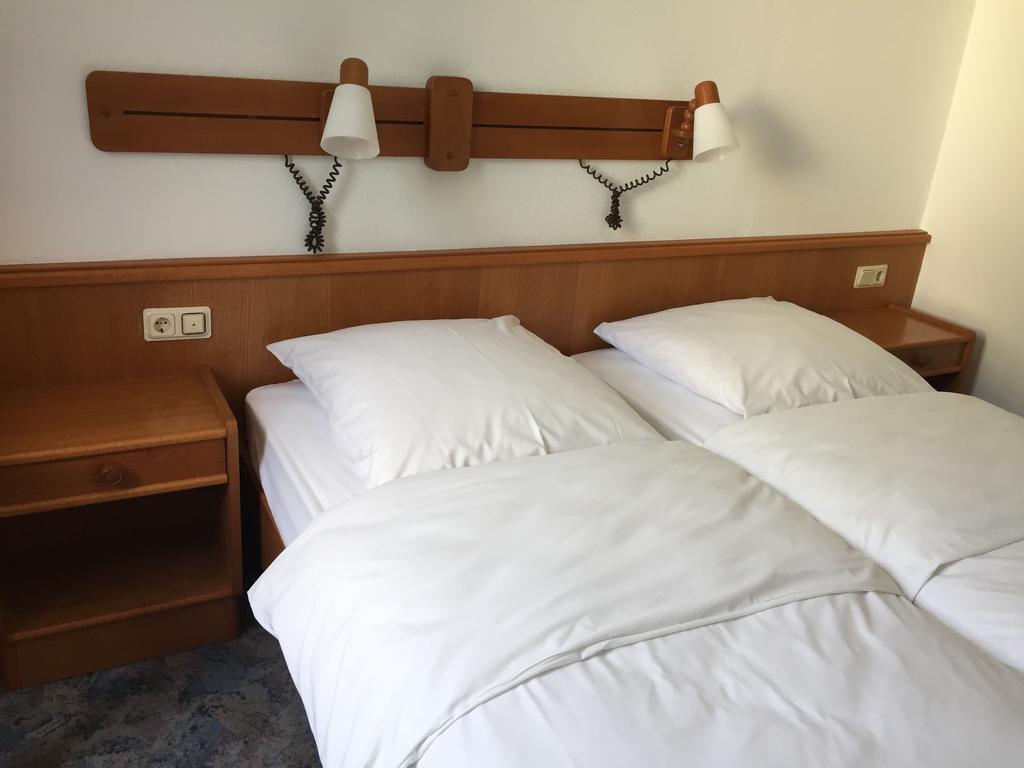 Hotel Stadt Mainz Schwabenheim an der Selz Quarto foto